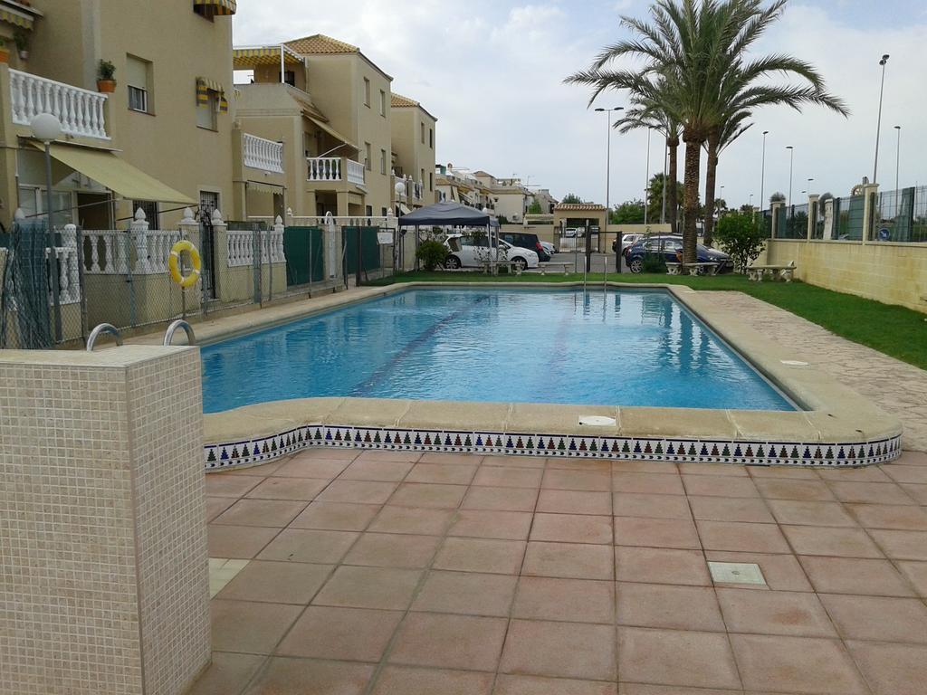 Apartement A La Mata Торевиеха Екстериор снимка