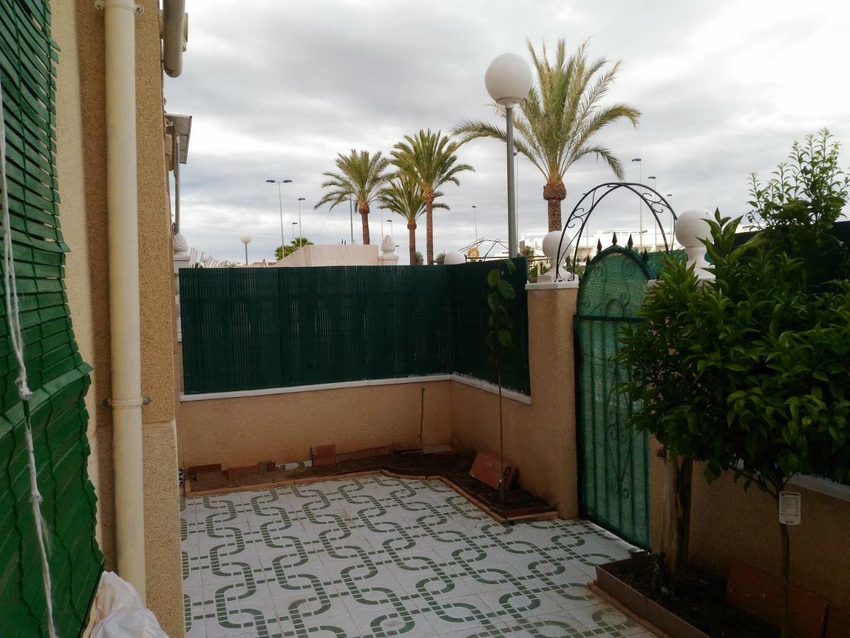 Apartement A La Mata Торевиеха Екстериор снимка