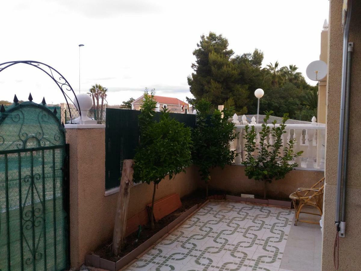 Apartement A La Mata Торевиеха Екстериор снимка
