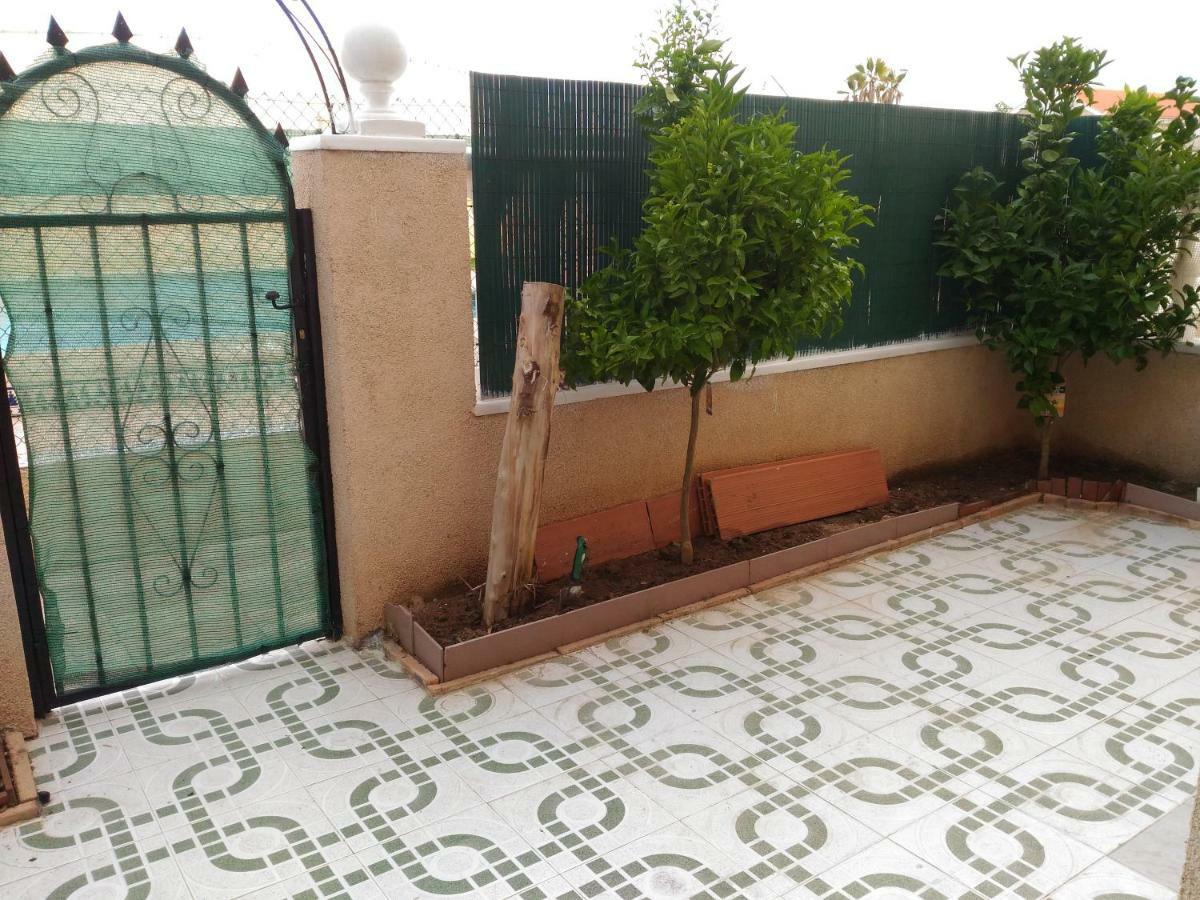 Apartement A La Mata Торевиеха Екстериор снимка